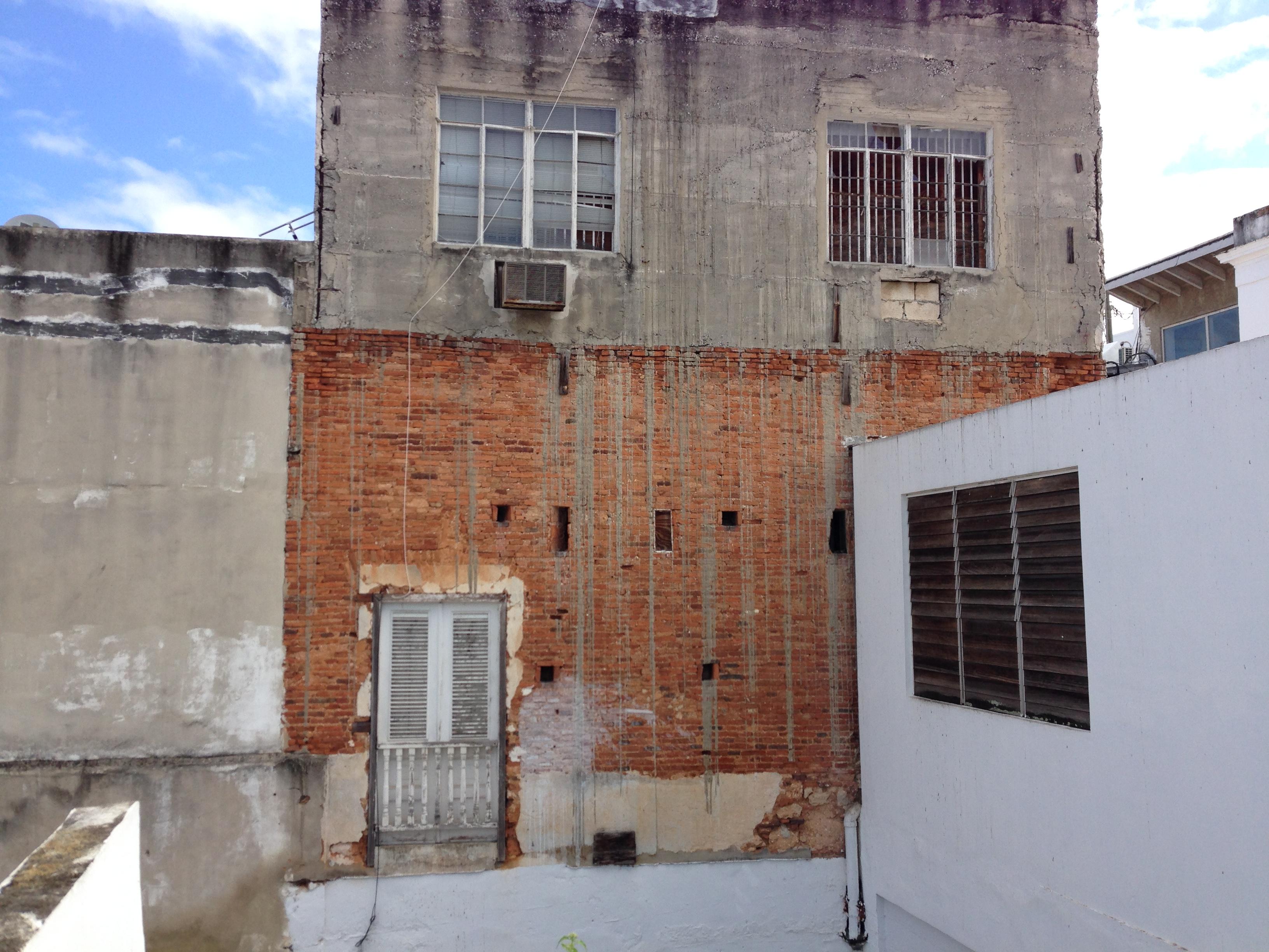 Calle de la Fortaleza 61 - Iglesia Presbiteriana Hugh O’Neill Memorial - San Juan (Viejo San Juan) - 2015 00021